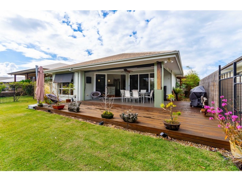 39 Blueberry Street, Banksia Beach QLD 4507