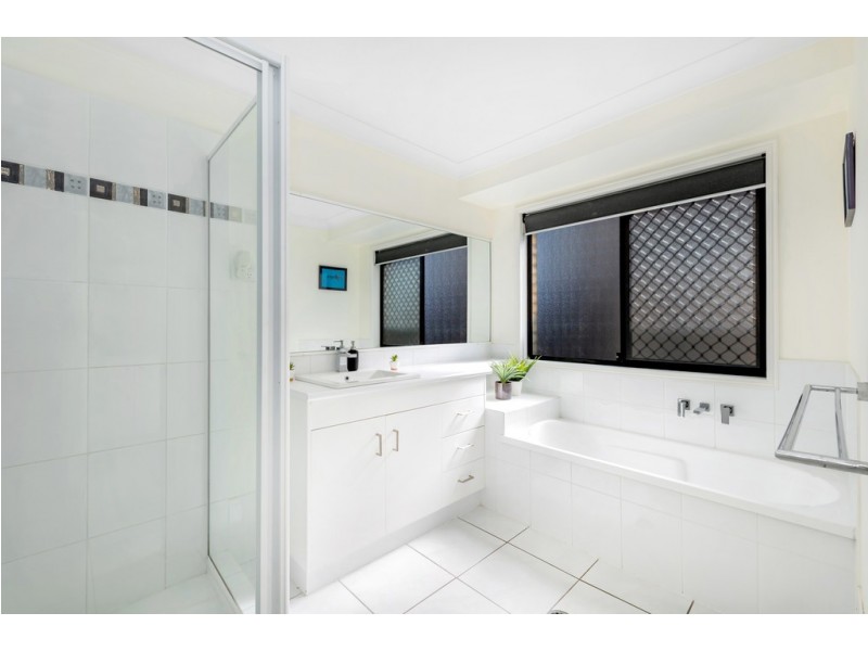 15 Ontario Crescent, Narangba QLD 4504