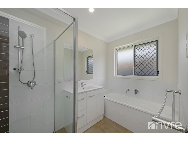 37 Jinibara Crescent, Narangba QLD 4504