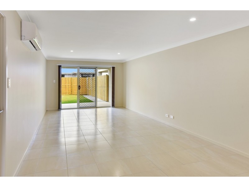 1/32 Broadwater Road, Morayfield QLD 4506