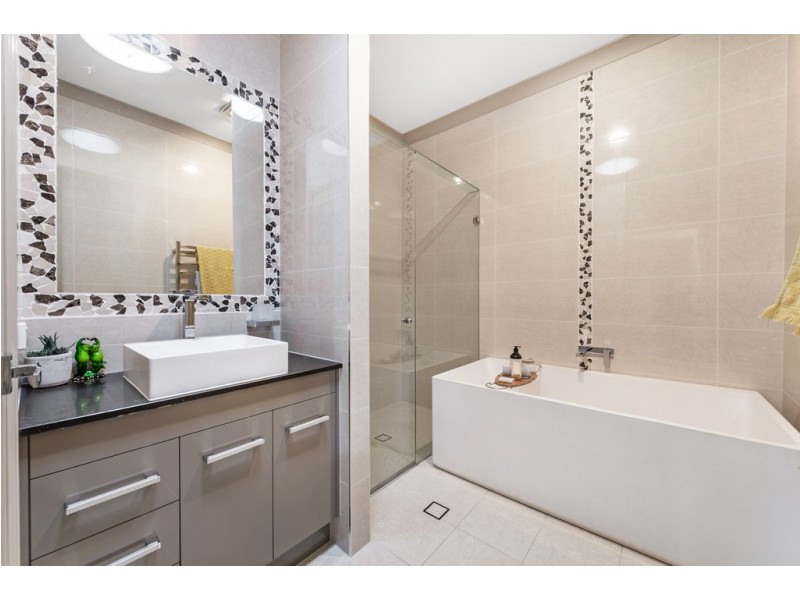 38 – 42 Adelong Court, Morayfield QLD 4506