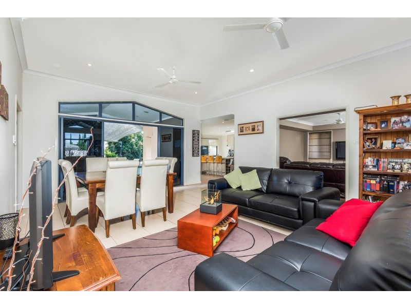 19 Wellington Road, Murrumba Downs QLD 4503