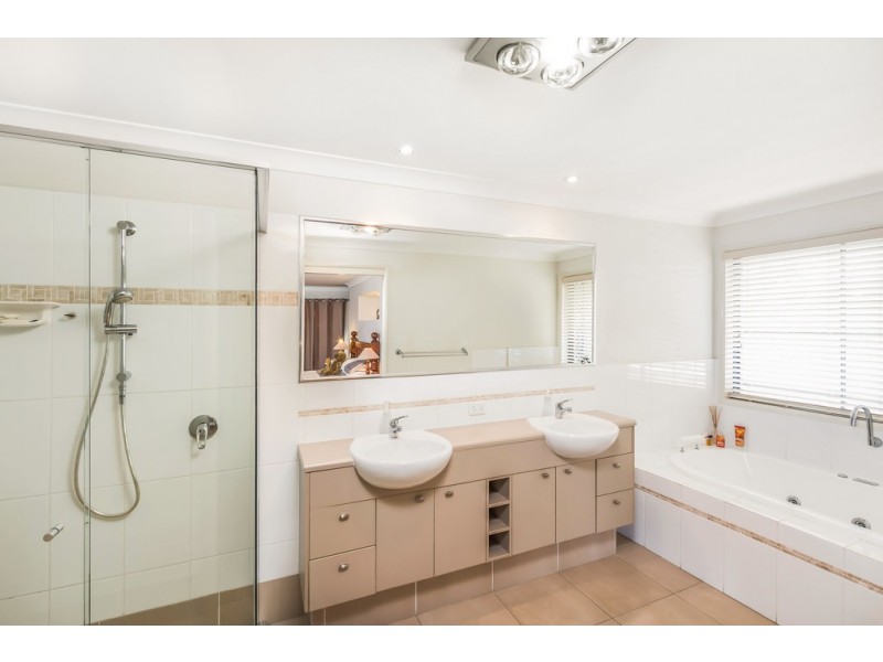 19 Wellington Road, Murrumba Downs QLD 4503