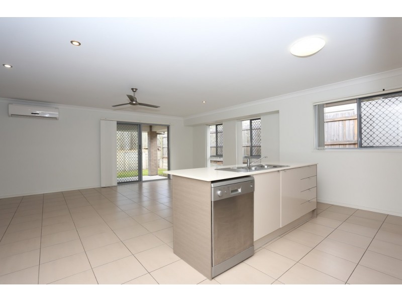 20 Birchgrove Crescent, Kallangur QLD 4503