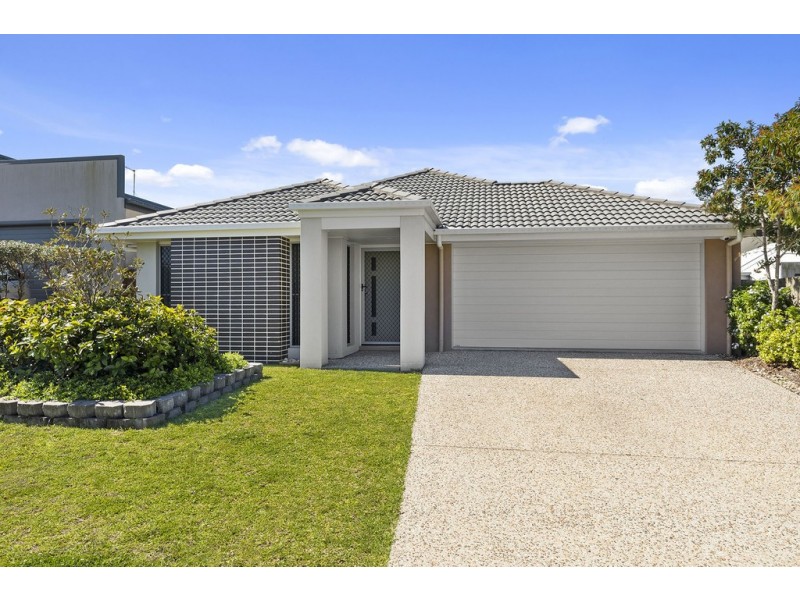 6 Champion Circuit, Narangba QLD 4504