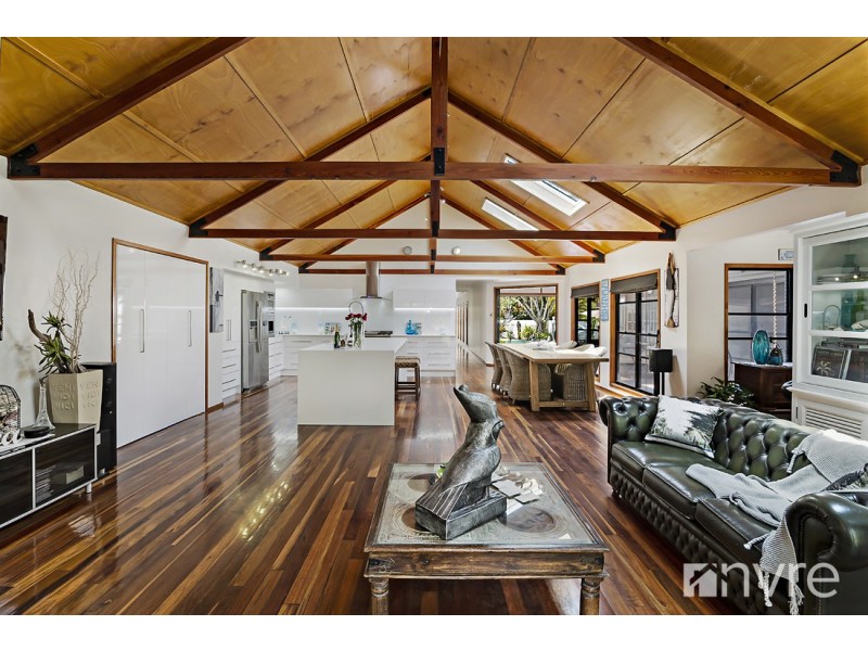 166 White Patch Esplande, White Patch QLD 4507