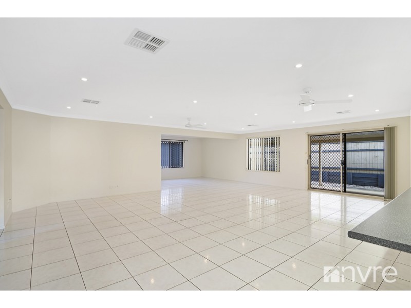 6 Huron Place, Narangba QLD 4504