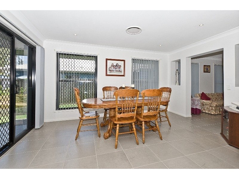 66 Maidenhair Dr, Narangba QLD 4504