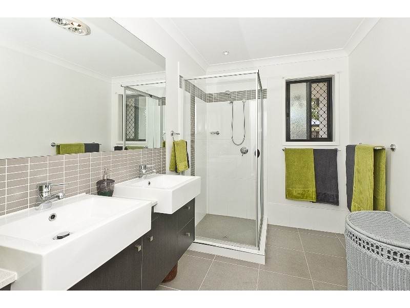 66 Maidenhair Dr, Narangba QLD 4504