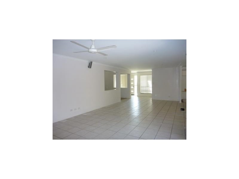 17 Boonjee Cl, Narangba QLD 4504