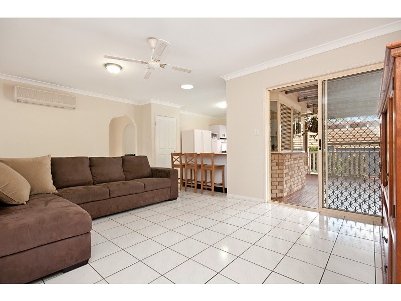 42 Homeworld Drive, Narangba QLD 4504