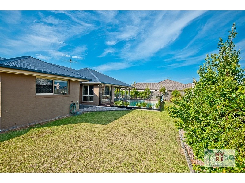 40 Lookout Place, Narangba QLD 4504