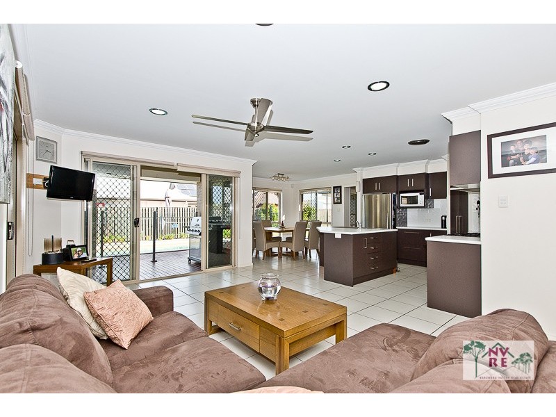 40 Lookout Place, Narangba QLD 4504