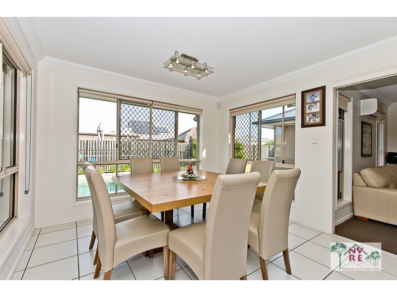 40 Lookout Place, Narangba QLD 4504