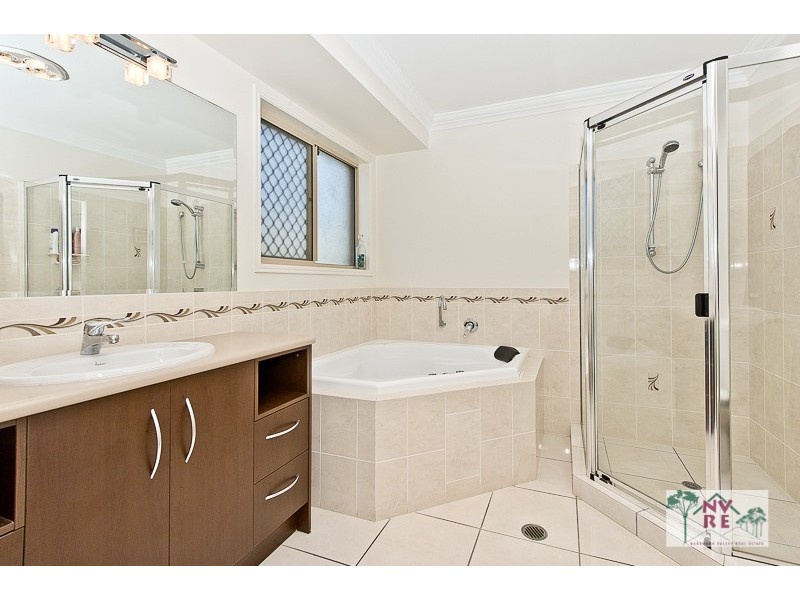 40 Lookout Place, Narangba QLD 4504