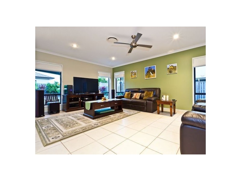 23 Moorhen Court, Narangba QLD 4504