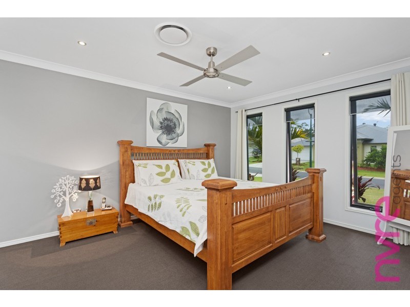 6 Shrike Court, Narangba QLD 4504