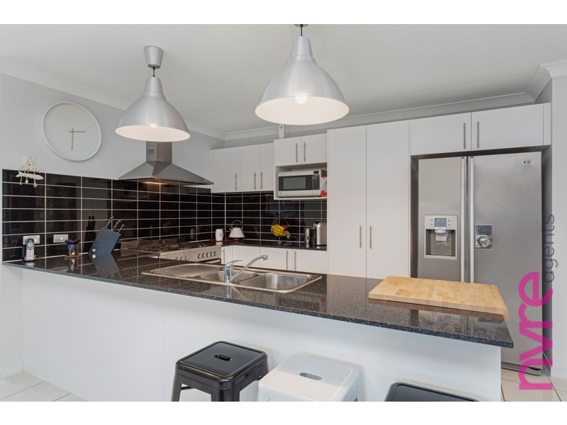 6 Shrike Court, Narangba QLD 4504