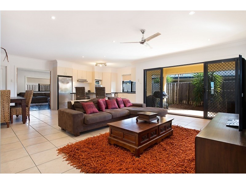 8 Mannikin Street, Narangba QLD 4504