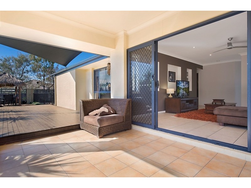 8 Mannikin Street, Narangba QLD 4504