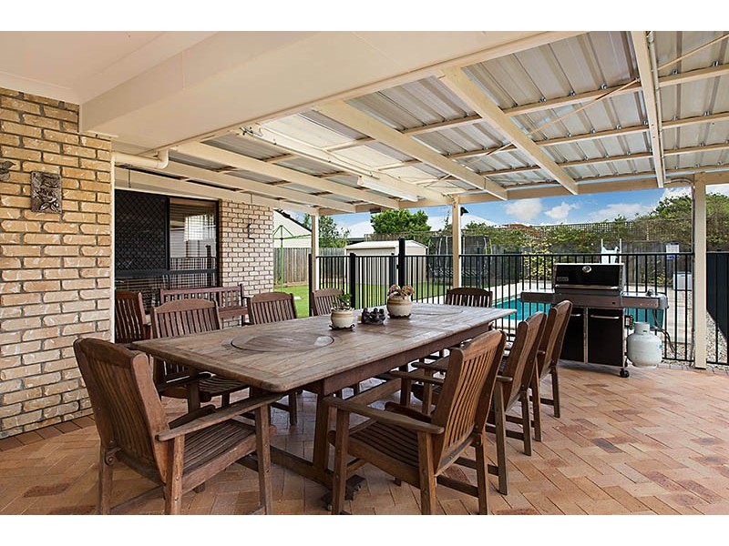 18 Cootamundra Crescent, Narangba QLD 4504