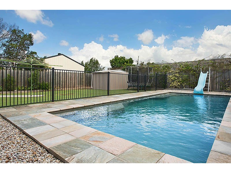 18 Cootamundra Crescent, Narangba QLD 4504