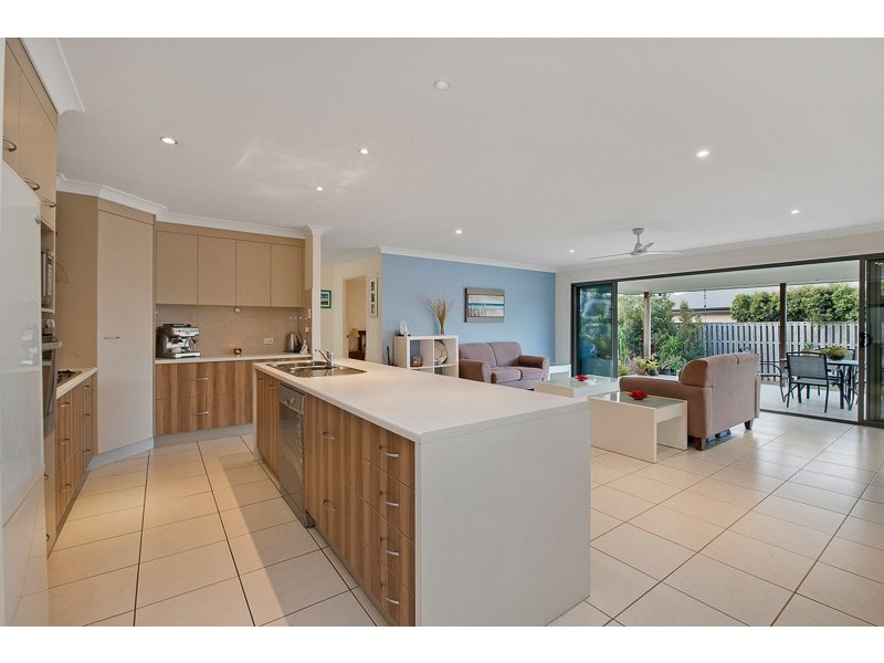 21 Coronata Cres, Narangba QLD 4504