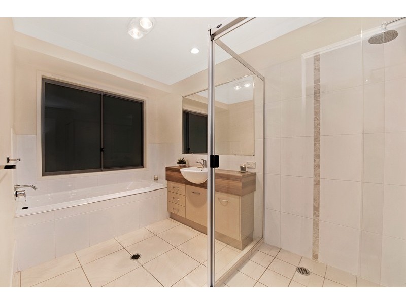 21 Coronata Cres, Narangba QLD 4504