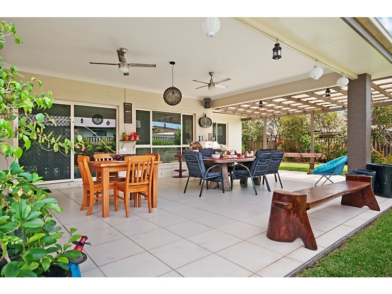 12 Lookout Place, Narangba QLD 4504