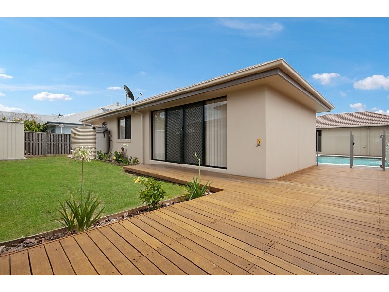 16 Coronata Crescent, Narangba QLD 4504