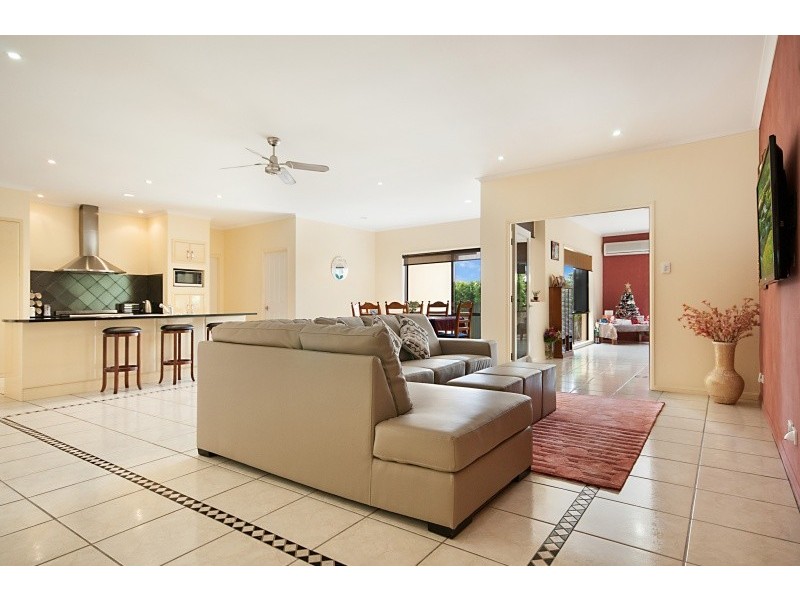 22 Ontario Crescent, Narangba QLD 4504