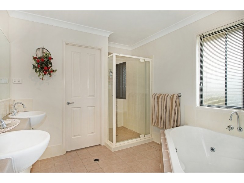 16 Huon Street, Narangba QLD 4504