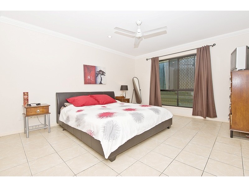 10 Placid Court, Narangba QLD 4504