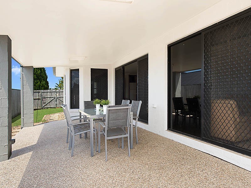 10 Placid Court, Narangba QLD 4504