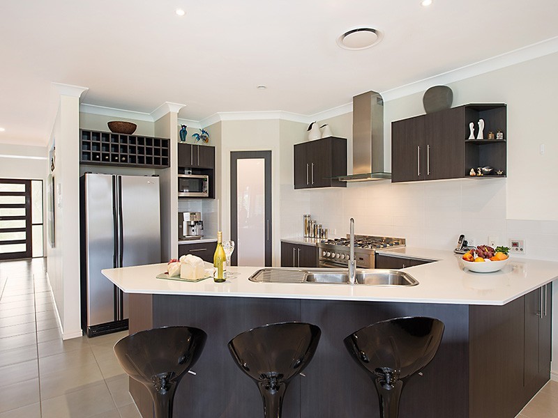 33 Maidenhair Drive, Narangba QLD 4504