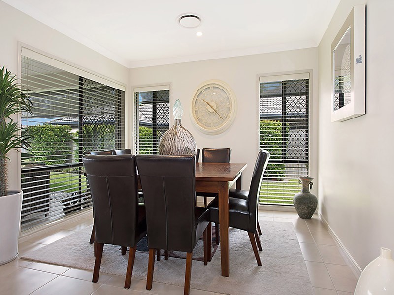 33 Maidenhair Drive, Narangba QLD 4504