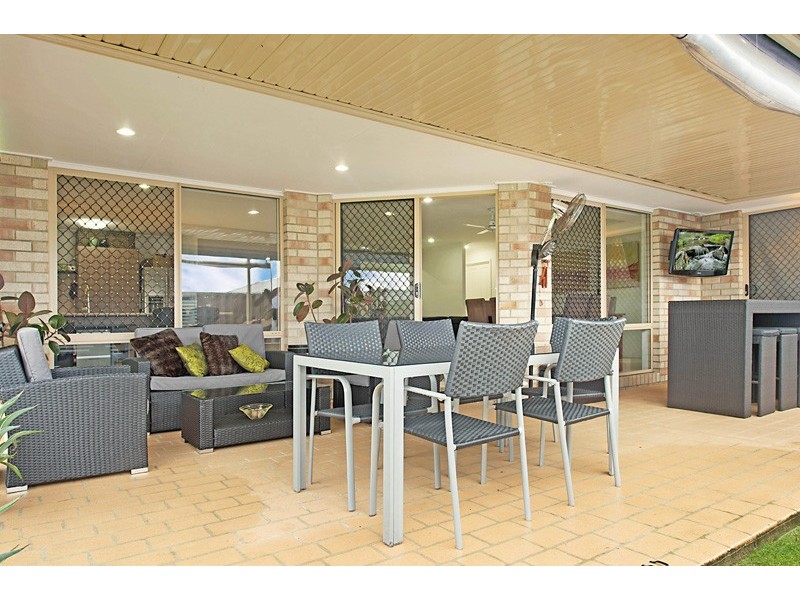 21 Pitkin Avenue, Bellmere QLD 4510