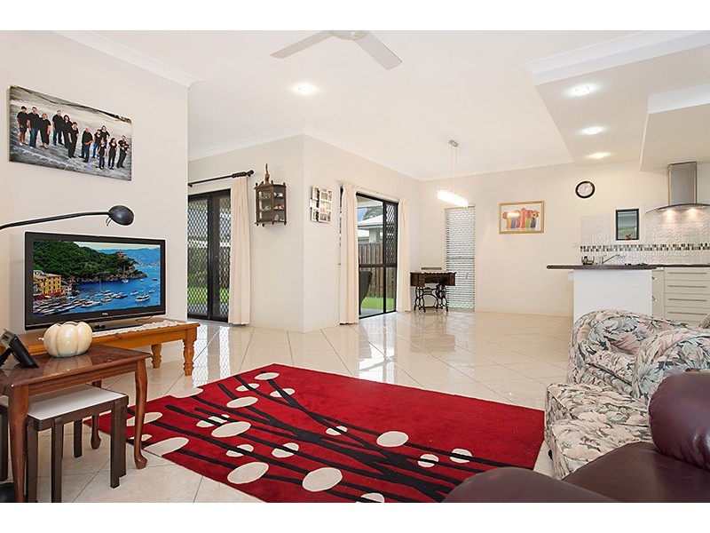 27 Maidenhair Drive, Narangba QLD 4504