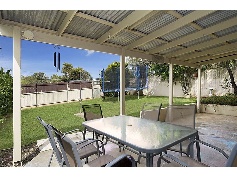 6 Coppin Street West, Kallangur QLD 4503
