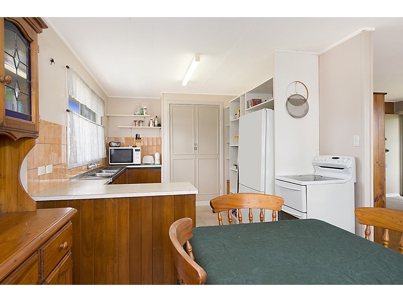 6 Coppin Street West, Kallangur QLD 4503