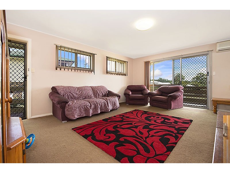 6 Coppin Street West, Kallangur QLD 4503