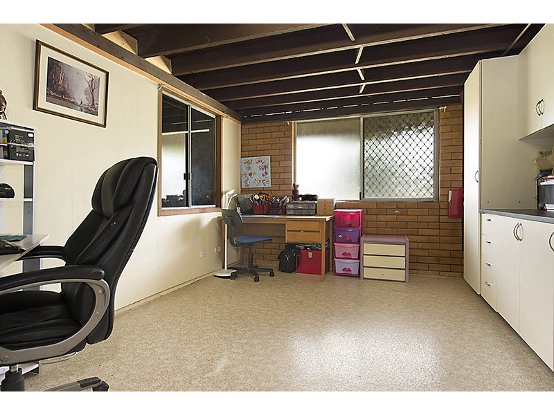 6 Coppin Street West, Kallangur QLD 4503
