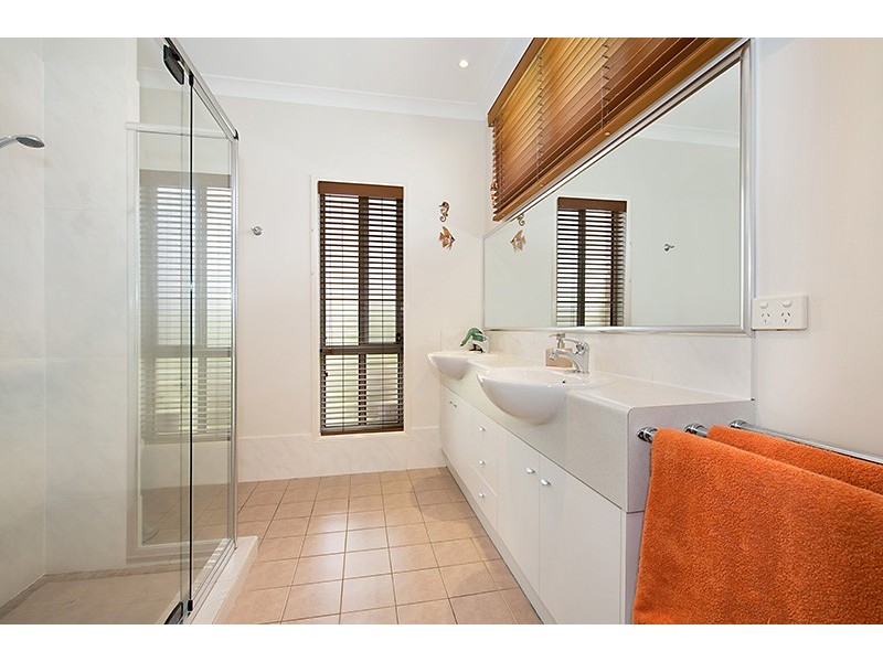 5 Aspect Place, Narangba QLD 4504