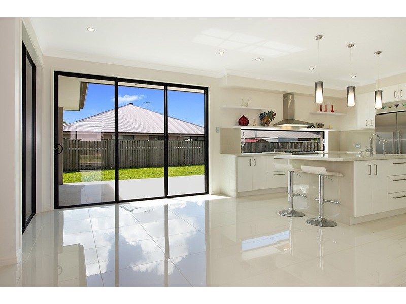 9 Shrike Court, Narangba QLD 4504