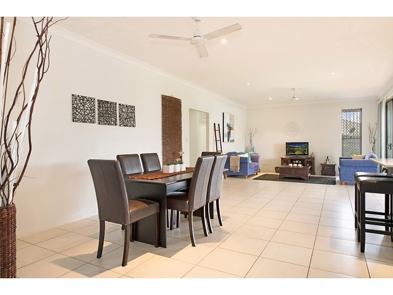 35 Yellow Robin Court, Narangba QLD 4504