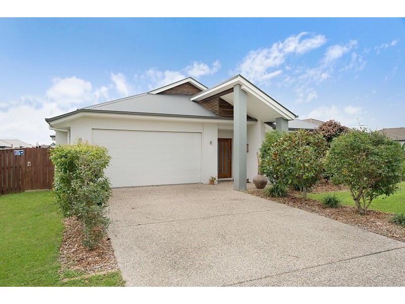 35 Yellow Robin Court, Narangba QLD 4504