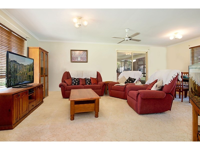 5 Ruatoka Court, Burpengary QLD 4505