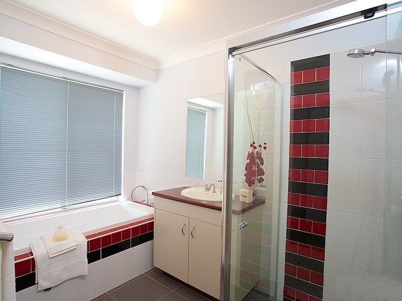 1 Maidenhair Drive, Narangba QLD 4504