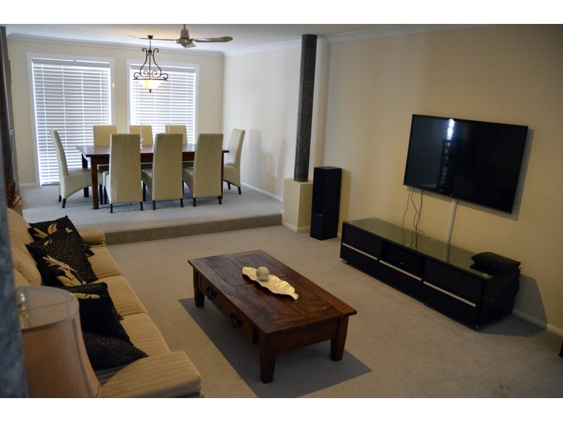 15 Jambola Court, Narangba QLD 4504