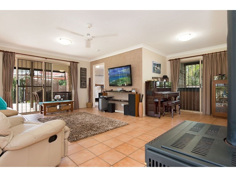 1060 Oakey Flat Road, Narangba QLD 4504